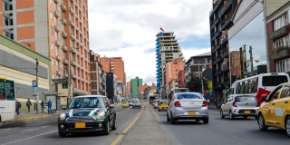 Pico y placa vehículos particulares y taxis en Bogotá 26 de febrero