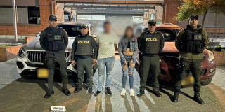 Policía frustró hurto de camioneta en Puente Aranda ¡Dos personas capturadas! 