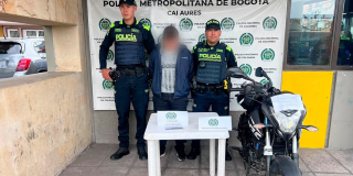  Hombre capturado por hurtar celular y huir en una moto