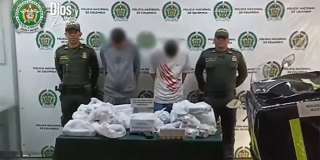 En video la captura de dos hombres por hurto a repartidor de cigarrillos
