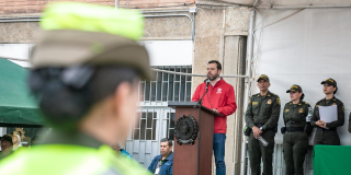 Policías garantizan seguridad y movilidad en Semana Santa en Bogotá
