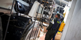 Cerca de 10 mil autopartes incautadas y dos capturas en el Siete de Agosto 