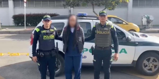 Cayó mujer disfrazada de estudiante de enfermería que robaba en TM