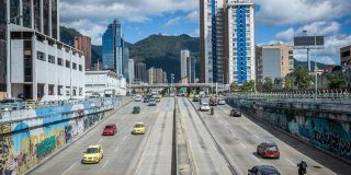 Pico y placa vehículos particulares y taxis en Bogotá 28 de junio 2024