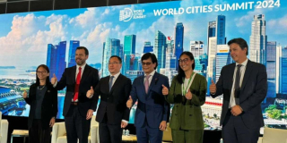 Mayor Carlos F. Galán Attends World Cities Summit in Singapore 