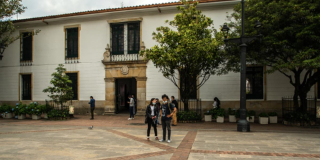 Turismo en Bogotá: conoce la histórica Plazoleta del Rosario 