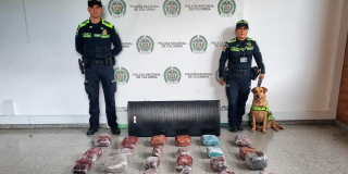 Video: Incautados 22 kilos de estupefacientes ocultos en una cabina de sonido