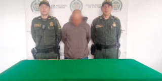 Video: Incautan 2.000 gramos de oro ilegal a pasajero en aeropuerto en Bogotá