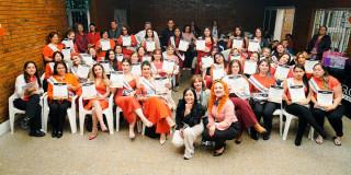 Mujeres en Bogotá: Distrito y Masglo impulsan la autonomía económica