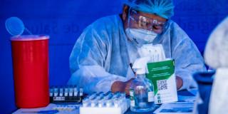 Vacunación gratuita en Bogotá 18 de noviembre puntos habilitados 