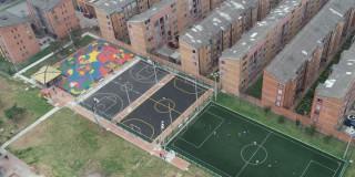 Racionamiento de agua en Bogotá lunes 25 de noviembre cierre parques