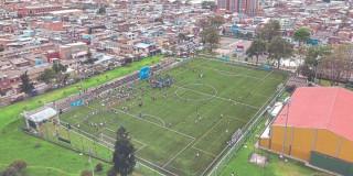 Racionamiento de agua en Bogotá lunes 4 noviembre 2024 cierre parques