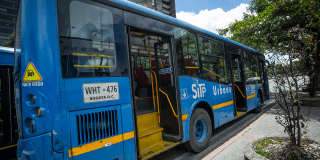 Desvíos en rutas de TransMiZonal Bogotá por carrera Corre Mi Tierra