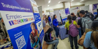 Personas reunidas Foto: Secretaría de Desarrollo Económico