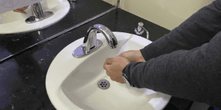 Acueducto aplica desinsentivo por exceso en el consumo de agua Bogotá