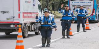 Cierre del puente vehicular de av. Calle 134 con Auto Norte en Bogotá