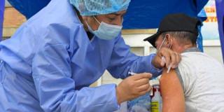 Vacunación gratuita en Bogotá 22 de diciembre puntos habilitados 