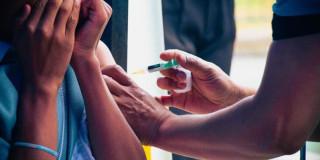 Vacunación gratuita en Bogotá 2 de diciembre puntos habilitados 