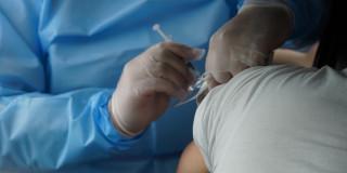 Vacunación gratuita en Bogotá martes 28 de enero puntos habilitados 