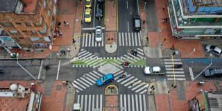 Pico y placa en Bogotá viernes 23 de mayo de 2025 particulares y taxis