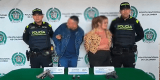 Pareja armada capturada tras intentar asalto en cigarrería de Bogotá
