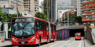 Bogotá avanza en financiación para troncales de TransMilenio