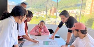 Caja de Vivienda desarrolla taller de cocreación en Bilbao Bogotá 2025