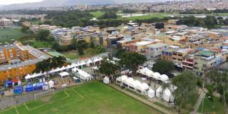 Foto de la 'Feria A Tu Servicio' de Engativá desde el aire.