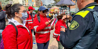 Operativo de control en San Victorino Bogotá incautadas armas blancas