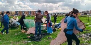 Personas limpiando en Berlín, Suba