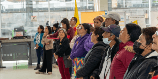 Personas mayores y mujeres en CADE 20 de julio
