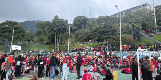 Foto de un grupo de personas en el parque La Concordia 