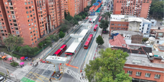 Imagen panorámica de estación de TransMilenio 