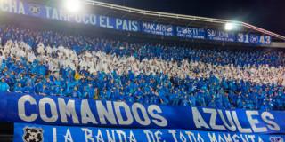 En la foto la hinchada de Millonarios 