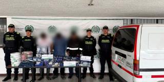 Foto de los capturados con la mercancía avaluada en $ 8 millones en Bogotá
