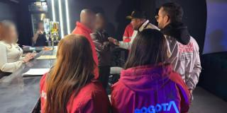 Funcionarios realizando operativo 