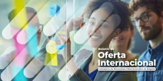 Foto de dos mujeres en una de las Feria para Negocios y Emprendedores.