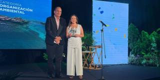 Acueducto Bogotá ganó premio GEMAS 2025 campaña como el agua y aceite