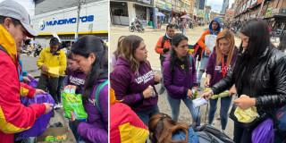 Fotos de la entrega kits de autocuidado a mujeres habitantes de calle en el centro de Bogotá.