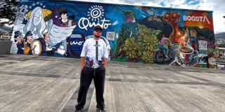 Foto del mural construído en Quito, como parte de la alianza de turismo con Bogotá.
