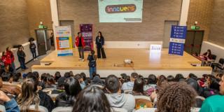 Foto de uno de los talleres para emprendedores 'Innovers' en Bogotá