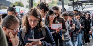 Trabajo sí hay Bogotá 300 vacantes en ferias miércoles 12 de noviembre de 2025