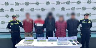 En la foto los capturados de este grupo delincuencial dedicado al tráfico de estupefacientes en Bogotá