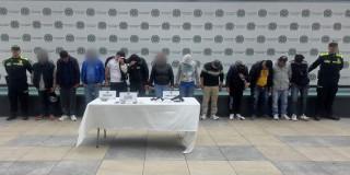 En la foto los capturados por tráfico de estupefacientes en Bogotá 