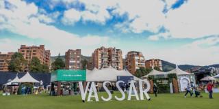 Foto de la Feria Navidad 2025 de Vassar con participación de emprendedores de 'Hecho en Bogotá'.