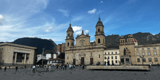 Foto de la Plaza de Bolívar de Bogotá, Colombia.