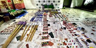 Foto de parte de la pólvora incautada en seis localidades de Bogotá.