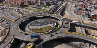 Foto de la glorieta de av. Ciudad de Cali con av. de Las Américas