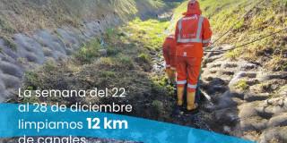 Foto que muestra trabajadores de Aguas de Bogotá 