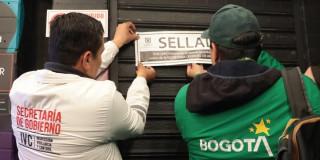 Foto de funcionarios del Distrito 